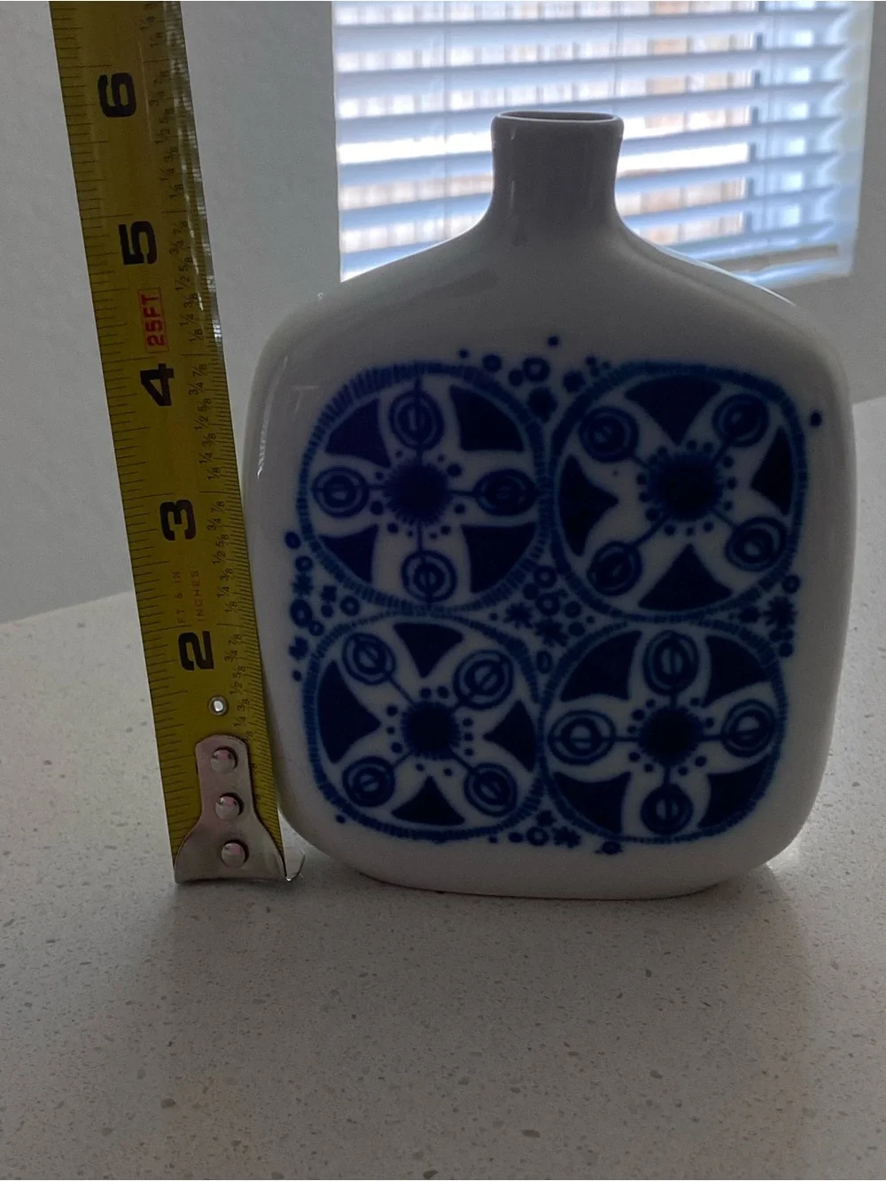 PORSGRUND PORCELAIN
BUD VASE MADE IN NORWAY SCANDINAVIAN ART
POTTERY - Picture 5 of 6